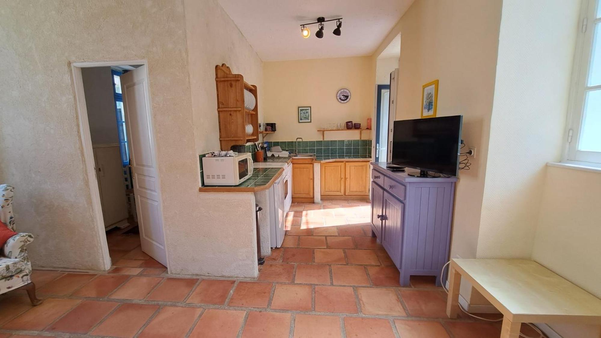 Chateau Du Fraissinet, 6 Gites Sleeping 2-8 Guests, Pool And River On Site La Tronche  外观 照片