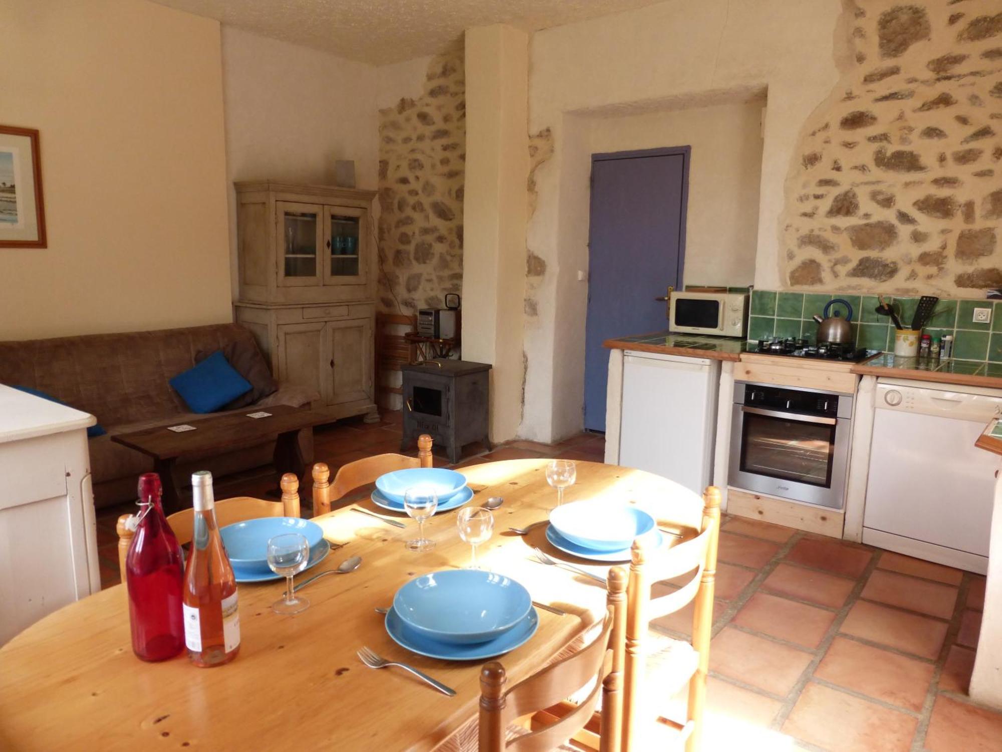 Chateau Du Fraissinet, 6 Gites Sleeping 2-8 Guests, Pool And River On Site La Tronche  外观 照片
